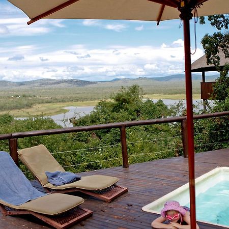 Nkwazi Lake Lodge Pongola Extérieur photo