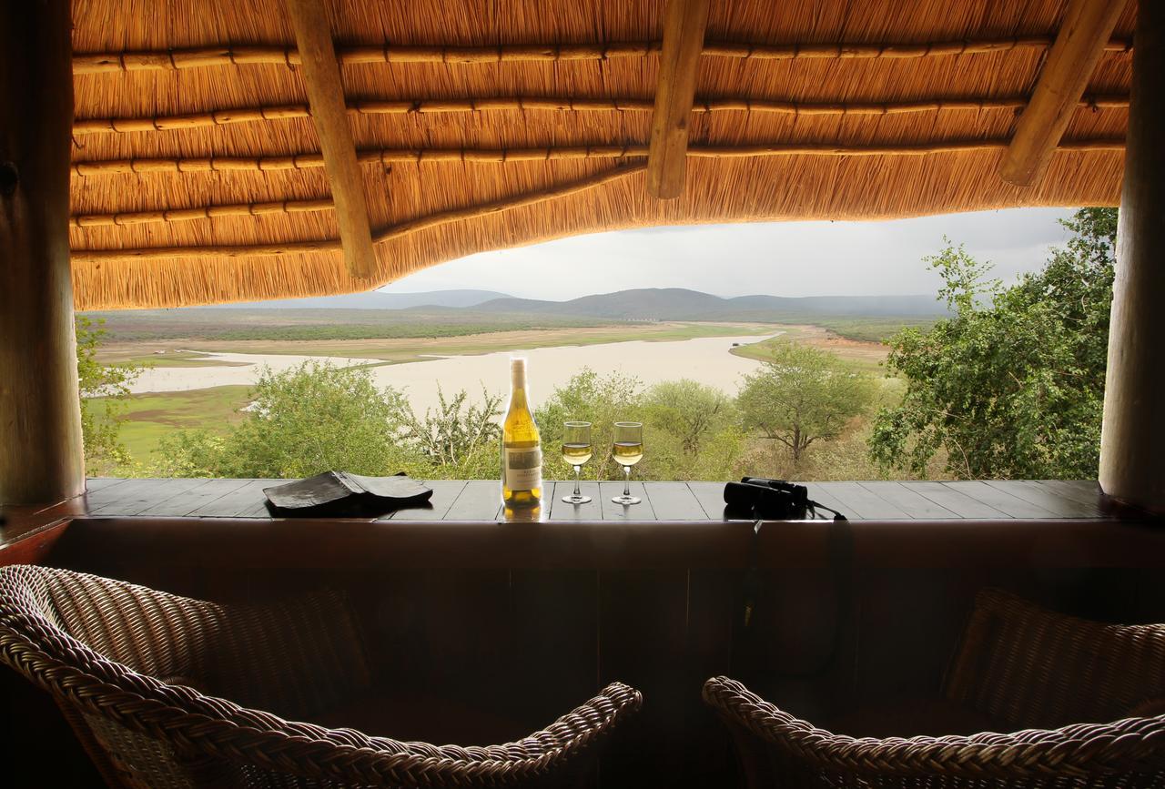 Nkwazi Lake Lodge Pongola Extérieur photo
