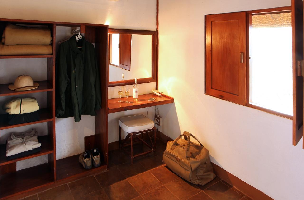 Nkwazi Lake Lodge Pongola Extérieur photo