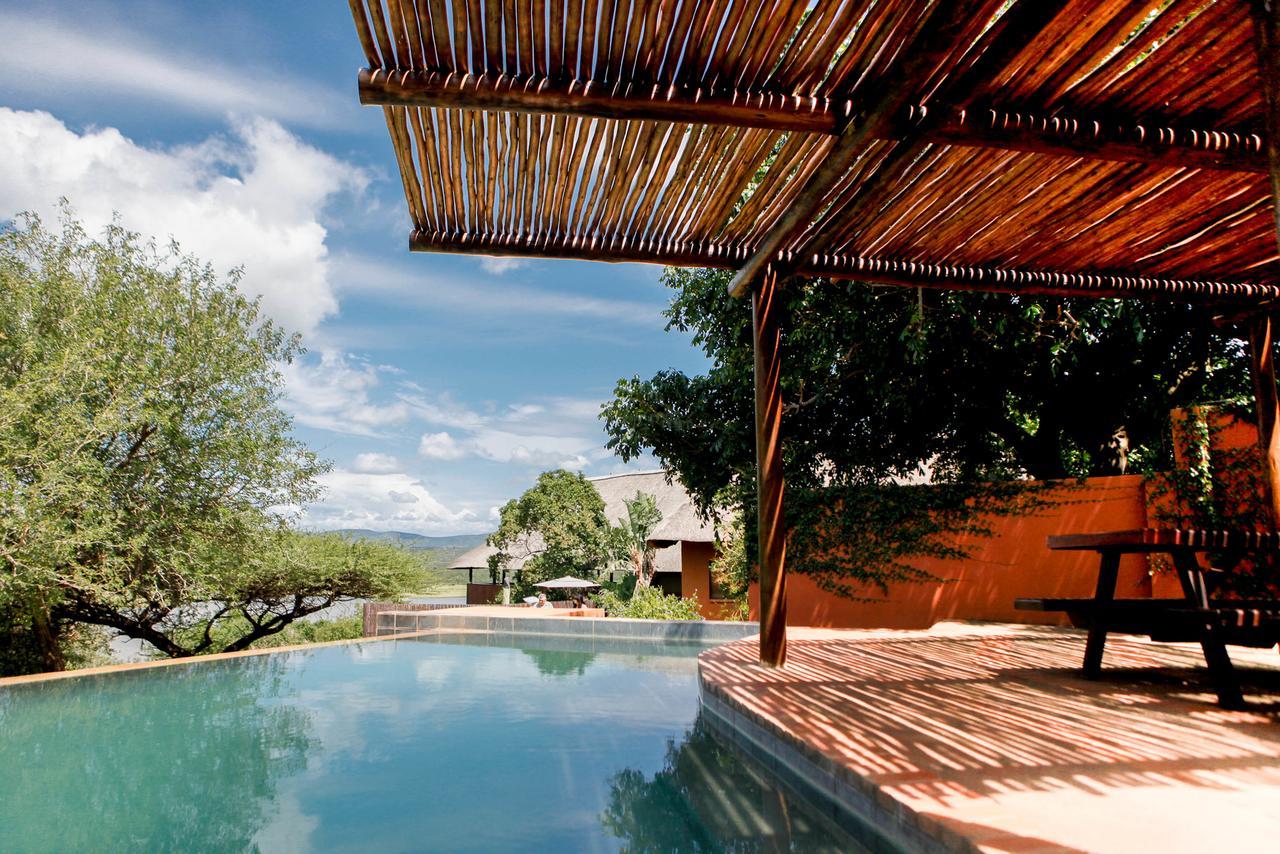 Nkwazi Lake Lodge Pongola Extérieur photo